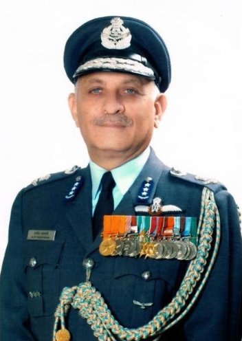 Air Marshal Ajit Bhavnani PVSM AVSM VM (V)